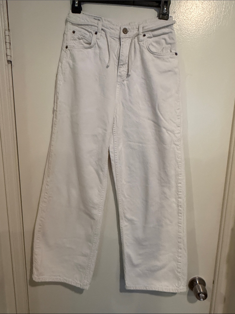 Zara White Wide-Leg High-Waist Jeans